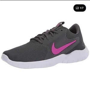 Women’s Nike Flex Athletic Shoes
